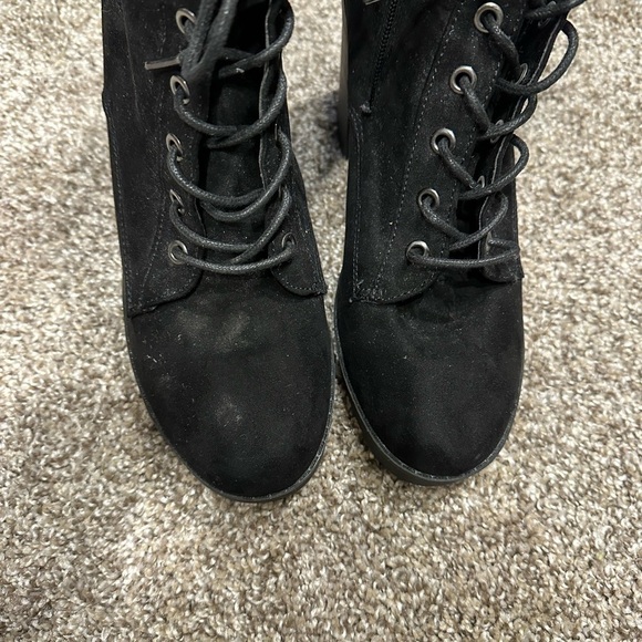 Primark Black Lace Up Heeled Boot Size 9 - Picture 7 of 7